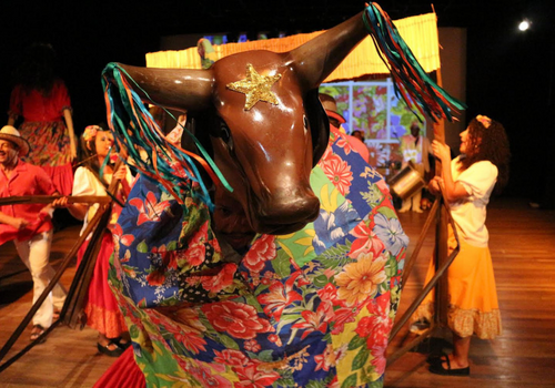 Companhia Folclórica da UFRJ é uma das atrações da reabertura do Teatro Glauce Rocha (Crédito: Divulgação)