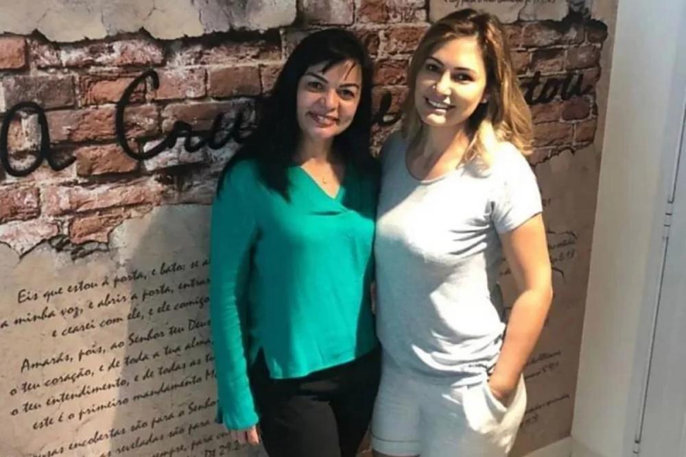 ReproduçãoRosimary Cardoso Cordeiro e Michelle Bolsonaro. Foto: Reprodução