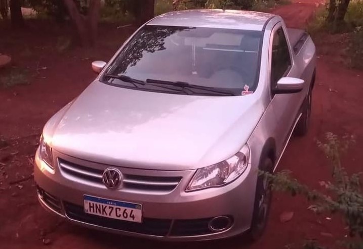 Bandidos rendem morador em área rural e roubam Saveiro em Iretama