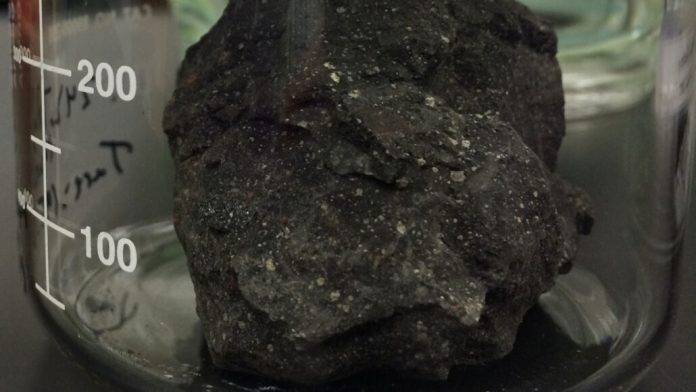 Todas as bases do DNA e do RNA já foram encontradas em meteoritos