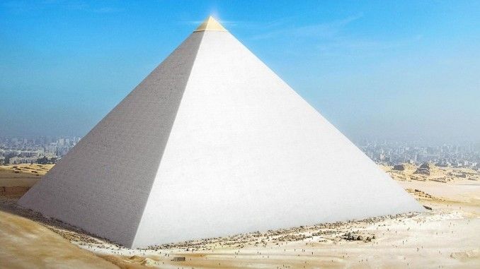 Como eram as antigas pirâmides egípcias quando foram construídas?