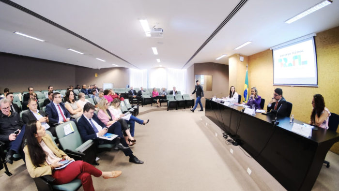 Ministra do Turismo se reúne com comitiva de prefeitos do estado do Paraná. Crédito: Roberto Castro/MTur