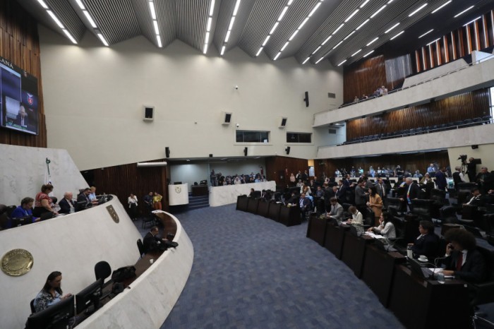 As iniciativas foram enviadas à Assembleia Legislativa do Paraná, pelo Poder Executivo, em dois projetos de lei para aprovação de abertura de crédito especial. / Créditos: Orlando Kissner/Alep