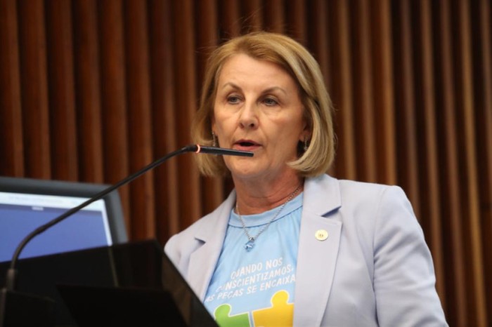 “A Femipa reúne 71 instituições, que são responsáveis por mais de 50% dos atendimentos SUS no estado e chegam a atender 70% da demanda dos procedimentos de alta complexidade”, afirmou a deputada Márcia Huçulak. / Créditos: Orlando Kissner/Alep