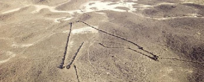 Pipas do deserto na Arábia Saudita. (Créditos: KLDAP)