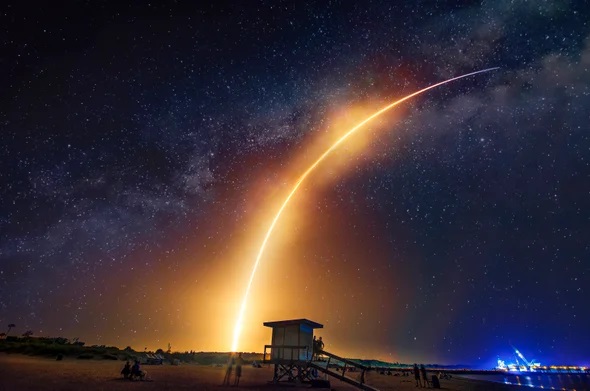 Nave de Elon Musk não salvará a astronomia dos satélites que poluem o céu
