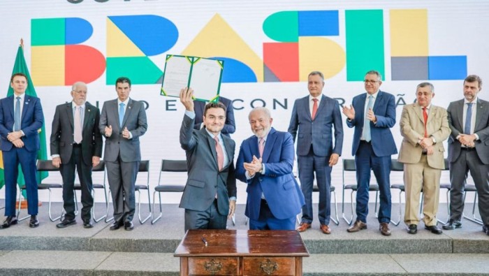 Ministro Celso Sabino ao lado do presidente Lula durante a posse. Crédito: Ricardo Stuckert/Secom