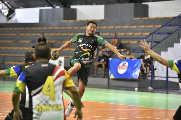 O torneio foi disputado por atletas veteranos de vários municípios –Mauro Neto/Sedel