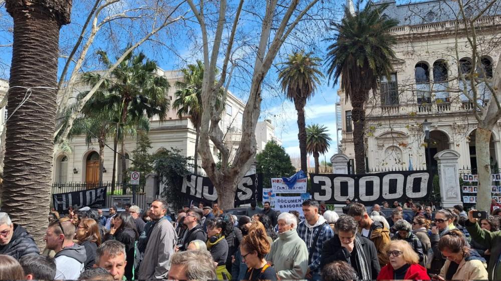 Octavio Crivaro / Redes sociais