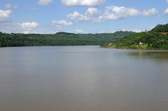 Rio Uruguai (RS) - Foto: Zig Koch / Banco de Imagens ANA