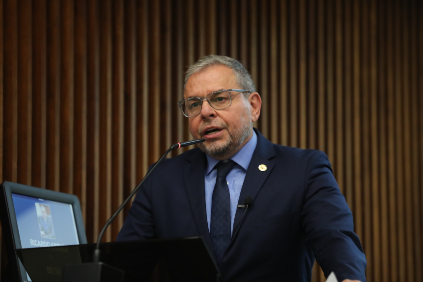 Gaeco cumpre busca e apreensão em gabinete do Deputado Ricardo Arruda