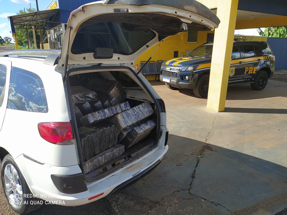 PRF apreende meia tonelada de maconha que seria entregue em Campo Mourão