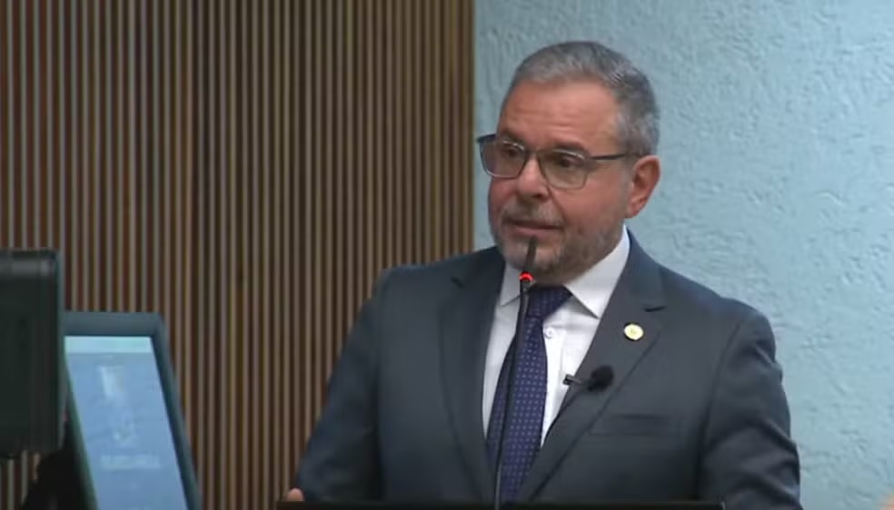 MP denuncia deputado Ricardo Arruda por rachadinha e lavagem de dinheiro