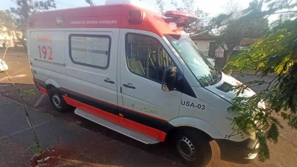Jovem chama o Samu, recusa atendimento e foge com a ambulância em Toledo
