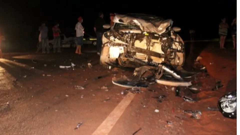 Em Campina da Lagoa; Tribunal do Júri condena a 15 anos de prisão motorista que bateu em duas motocicletas durante “racha”, matando três pessoas